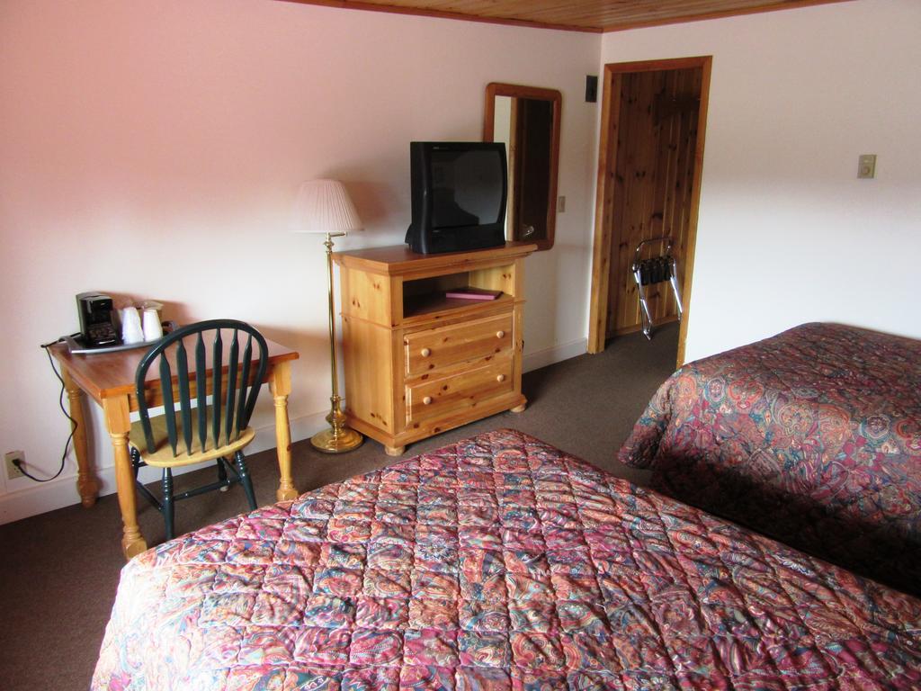 Travelers Lodge West Yellowstone Rom bilde
