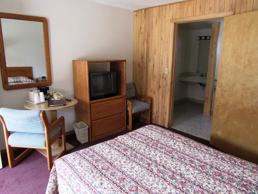 Travelers Lodge West Yellowstone Eksteriør bilde